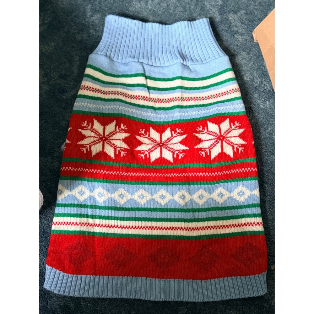 International Pet Supplies Fair Isle Dog Sweater XXL Blue Red Holiday Snowflake